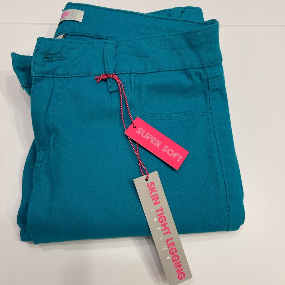 Skinny leg pants